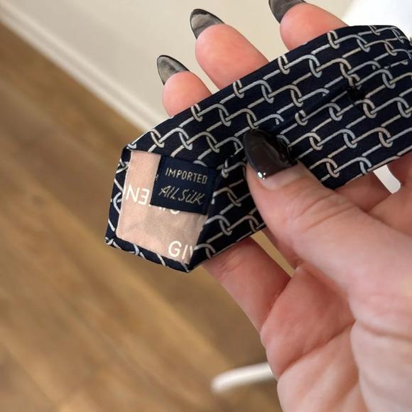 Givenchy Silk Tie - Picture 4 of 5